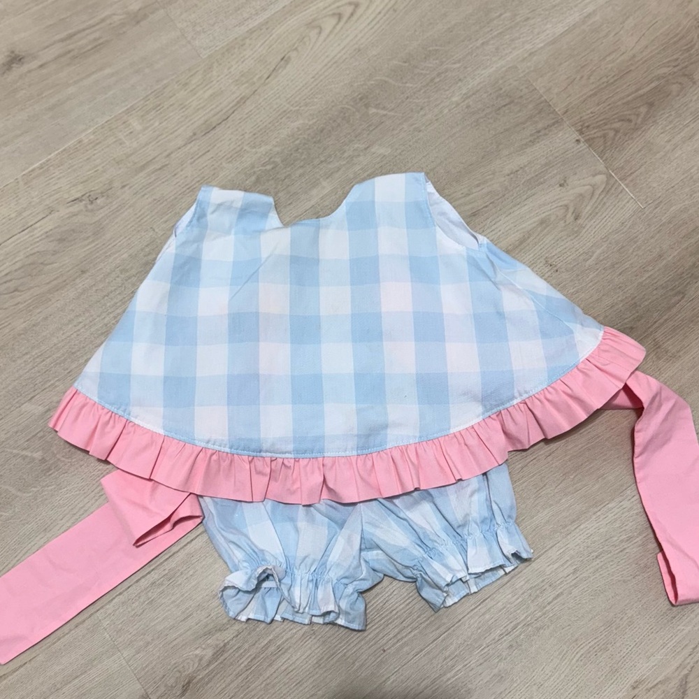 TBBC Gingham Tie Back